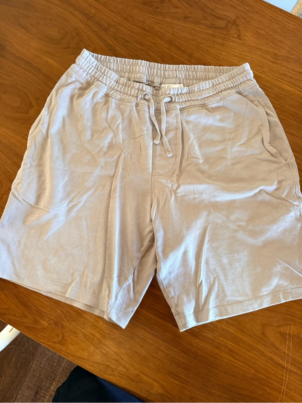 Barefoot dreams Men's Casual Drawstring Shorts in Light Beige super soft